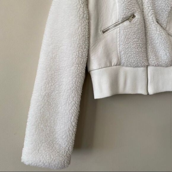 I.Am.Gia-Trixie Sherpa Cropped Jacket (Large) - Picture 8 of 12